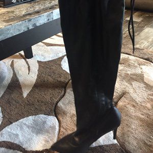 Thigh high heel black